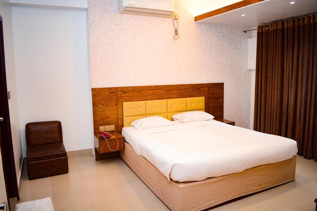 The Alina Hotel & Suites チッタゴン エクステリア 写真