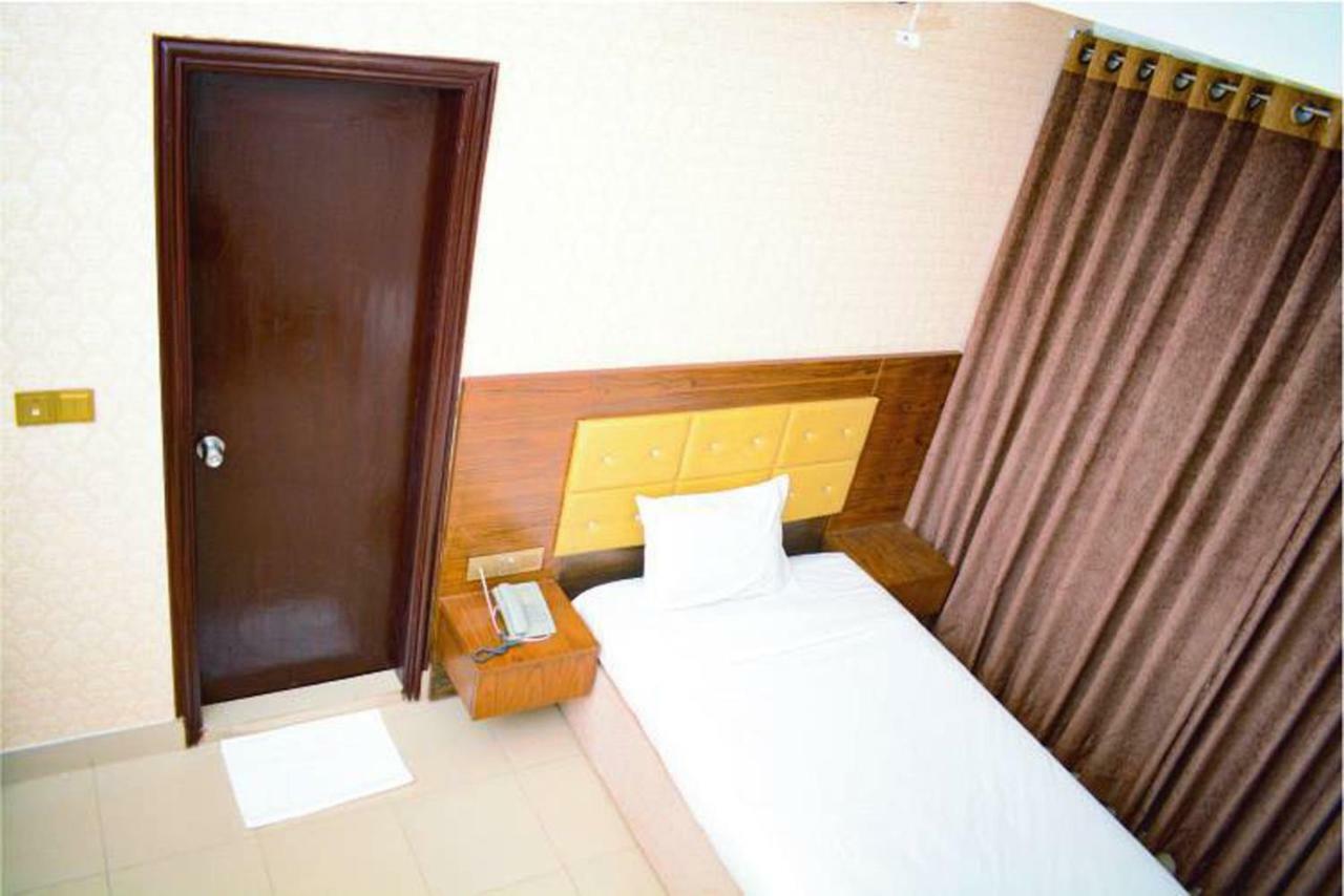The Alina Hotel & Suites チッタゴン エクステリア 写真